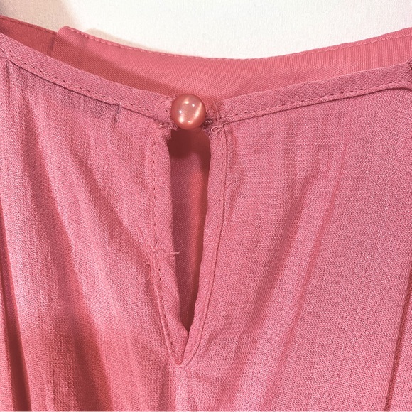 Charlotte Russe pink cap sleeve dress with button detailing, size Small - Picture 10 of 13